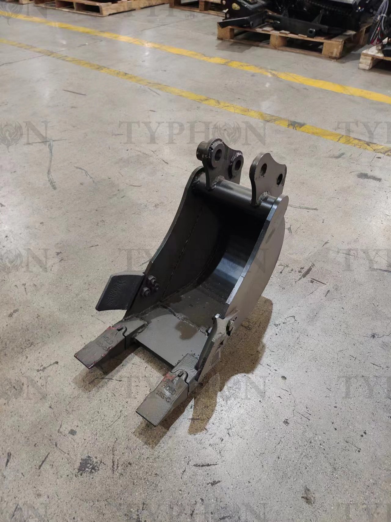 2-3.5 Tons Excavator Attachment 250mm Narrow Bucket Trenching Buckets 9.8 inch For TERROR X2 PRO